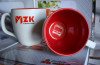 M_457 7620 Americano Pure kubek z czerwonym MAT