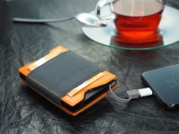 1262119s-03 Portfel z Power Bankiem
