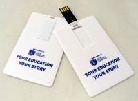 12352100f Karta z pamięcią USB slim 4GB